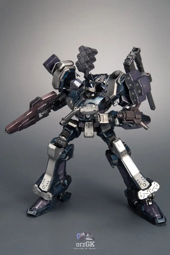 Kotobukiya – Armored Core Crest CR-C75U2 Close Quarters Ver. 1/72 Plastic Model (Licensed) — Artist design · Kotobukiya